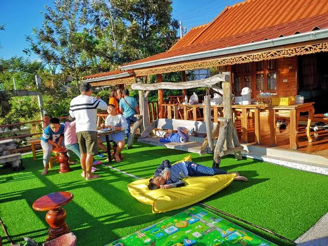 บ้านไม้สายหมอก เขาค้อ โฮมสเตย์