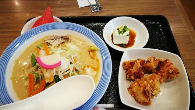 Ringer Hut - Gateway Ekkamai（リンガーハット ゲートウェイエカマイ店）