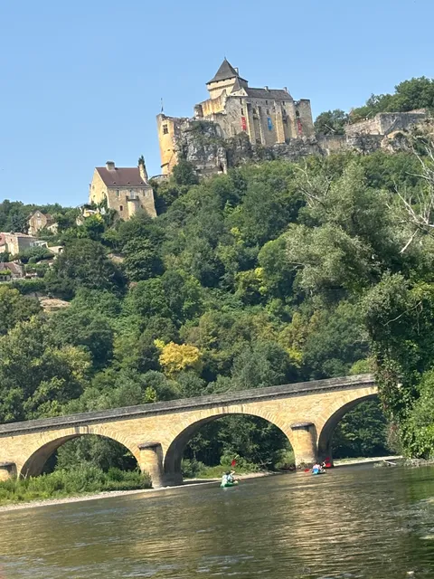 CHAMBRE D'HOTES / TABLE D'HOTES