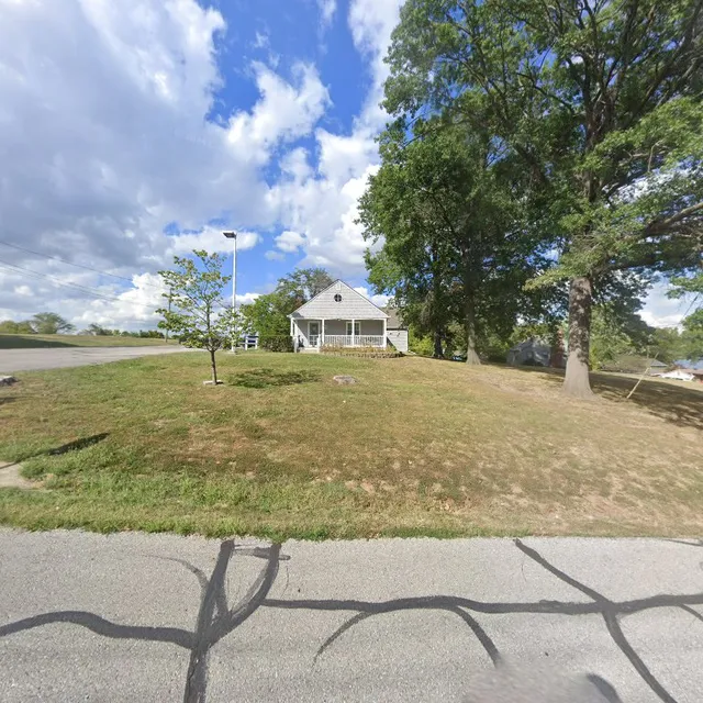 Lake Tapawingo Country Club Office