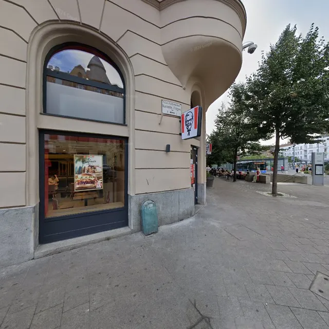 Móricz Zsigmond körtér 16