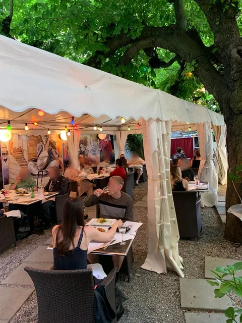 Tadka Indian Restaurant