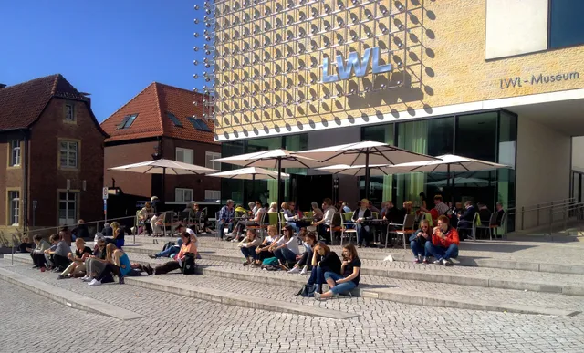 LUX | Barkultur • Grillkunst • Restaurant