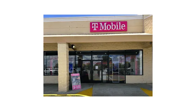 T-Mobile Authorized Retailer