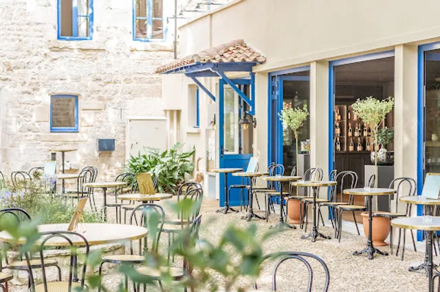 Auberge _ de la Roussille