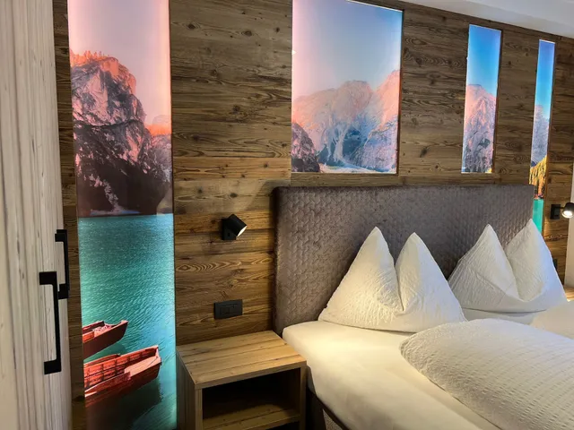 Apartments Pragser Wildsee by Familiaris