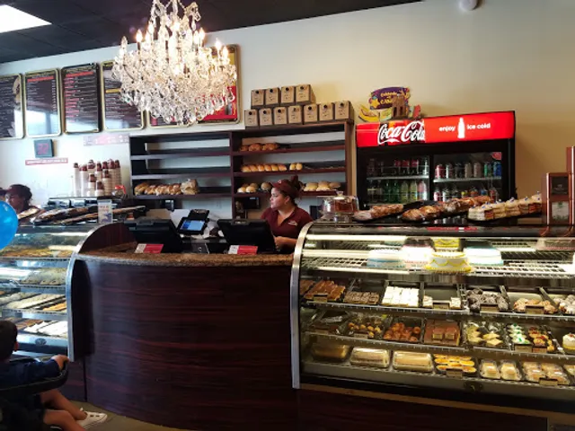 Pinecrest Bakery - Homestead