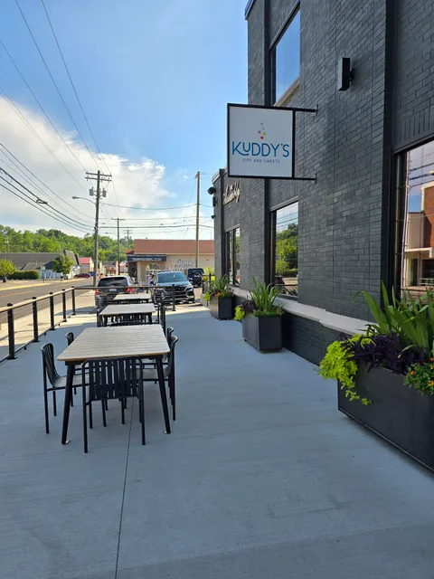 Kuddy’s Sips and Sweets