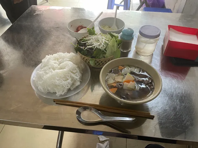 Bun cha nem