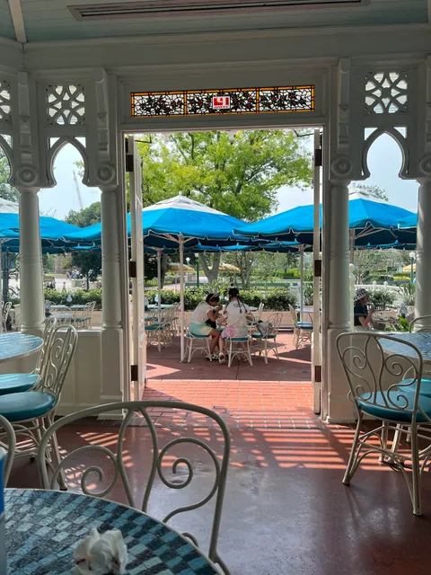 Plaza Pavilion Restaurant