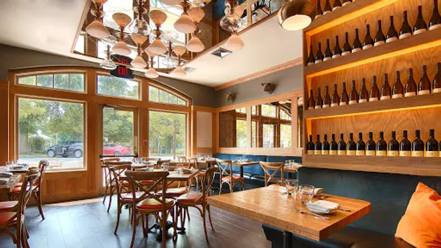 Maevery Public House