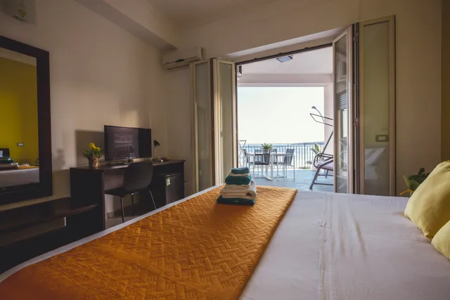 B & B Oasis - Acitrezza