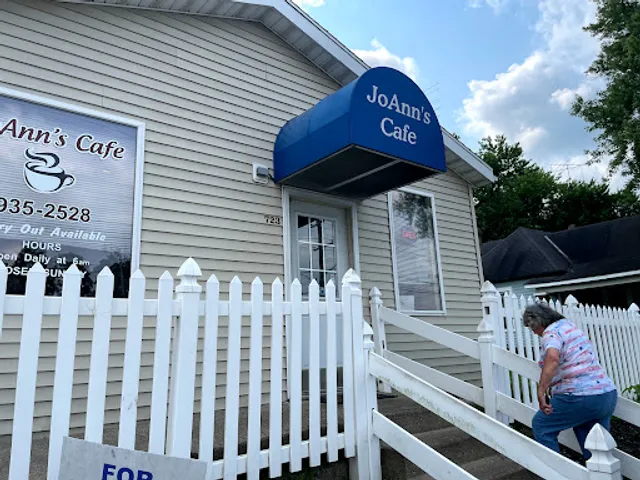 Joann's Café