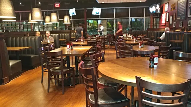 Rusty Bucket Restaurant and Tavern