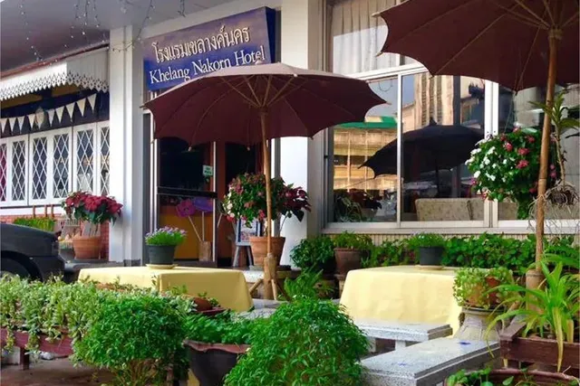 Khelang Nakhon Hotel