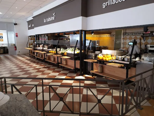 Crescendo Restaurant