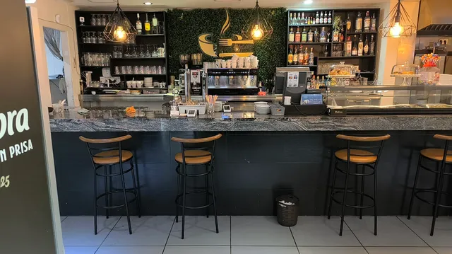 Restaurante Yoldaş Pizza & Grill