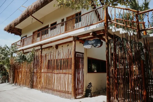 HOLBOX DELUXE APARTMENTS