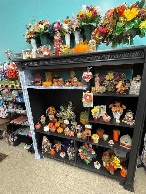 Nell's Floral, Gift and Grocery