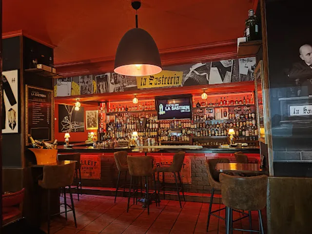 Coctelería La Sastrería