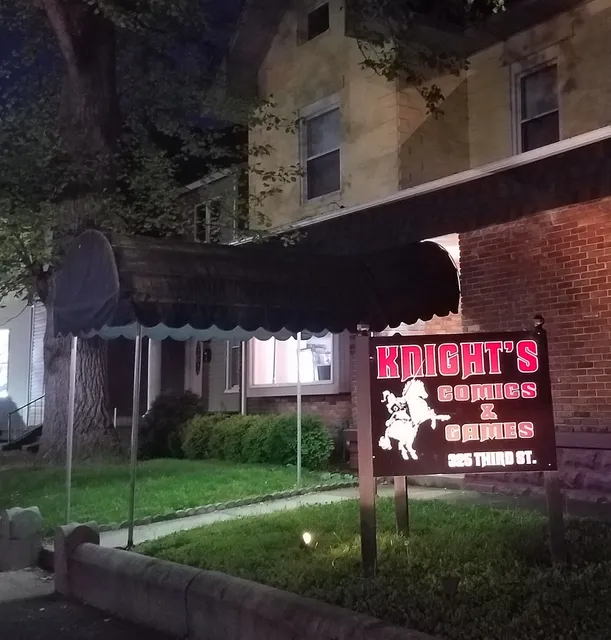 Knight's Comics & Games