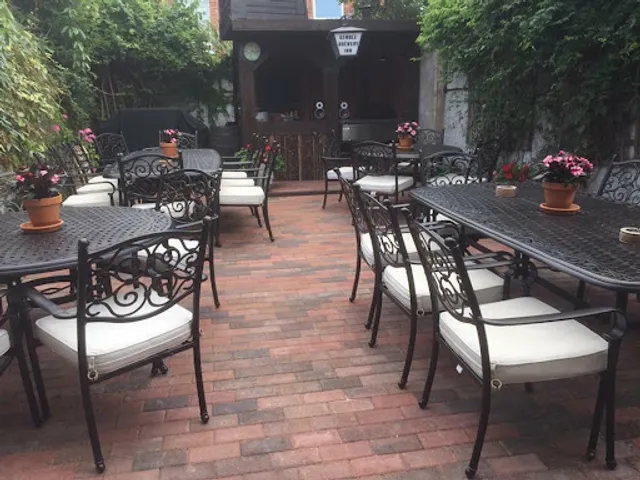 The Kemble Brewery Inn