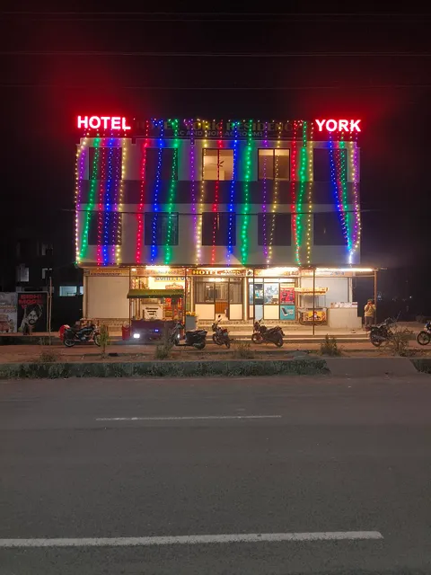 Hotel York residency