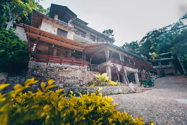 Altos de Caño Hondo