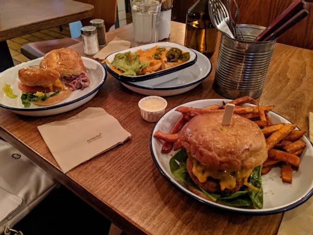 Otto's Burger - Grindel