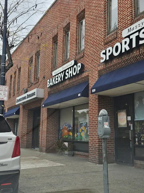 Fleetwood Pastry Shop