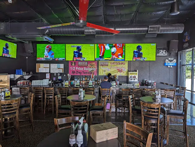 The End Zone Midtowne