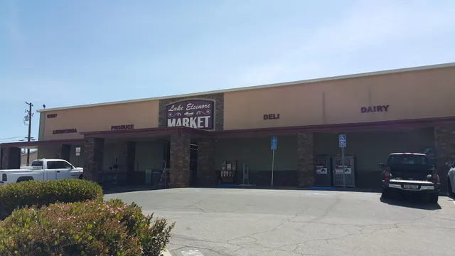 Lake Elsinore Market