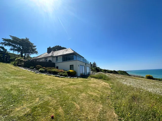 Sarn Badrig: Harlech Holiday Cottage with Sea Views