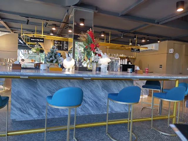 Qulture Lounge and Cafe Pattaya