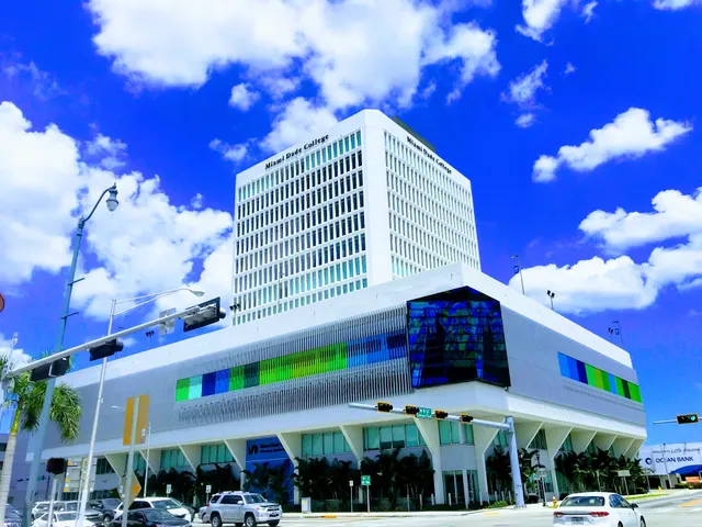Miami Dade College - Padrón Campus