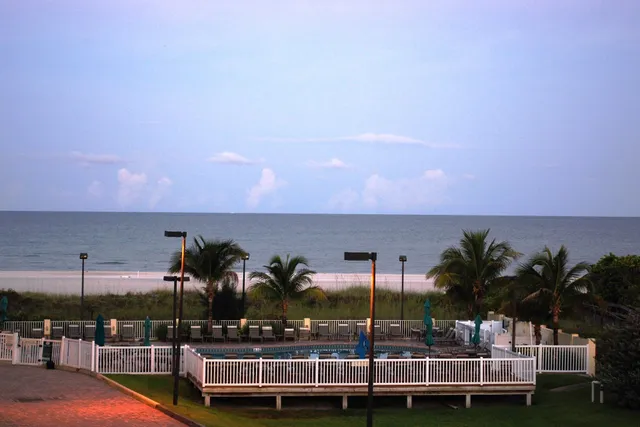 Sunset Vistas 303N: Sandy Toes - Luxury and Affordability