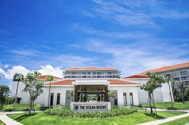 Da Nang Beach Villas - Luxury Resort
