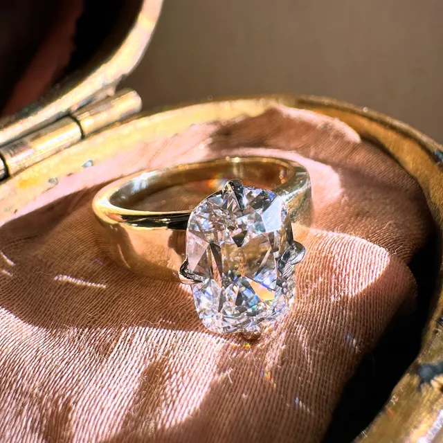 Louisa Almasi Fine Jewelry