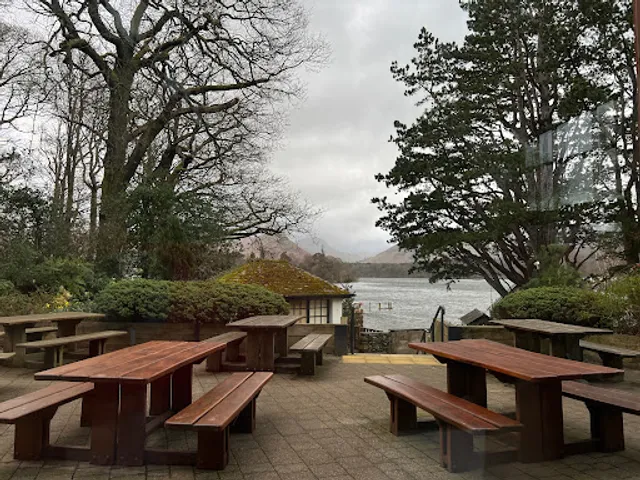 Lakeside Cafe Restaurant