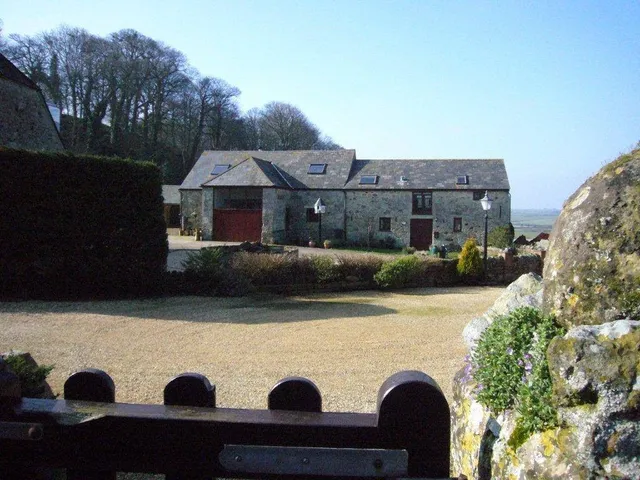 Sainham Farm