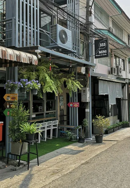 333 MiNi House