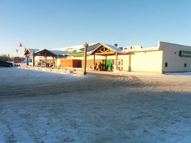 Burntwood Hotel - Hotel in Thompson | Restaurant in Thompson | Food in Thompson