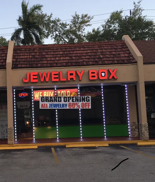 Maurice's Jewelry Box