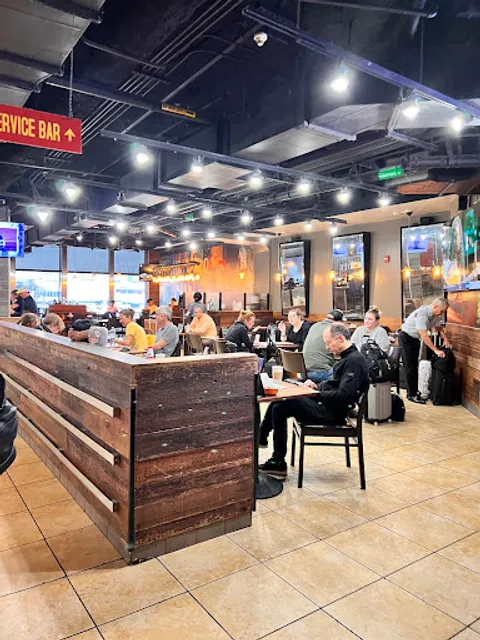 Wolfgang Puck Express