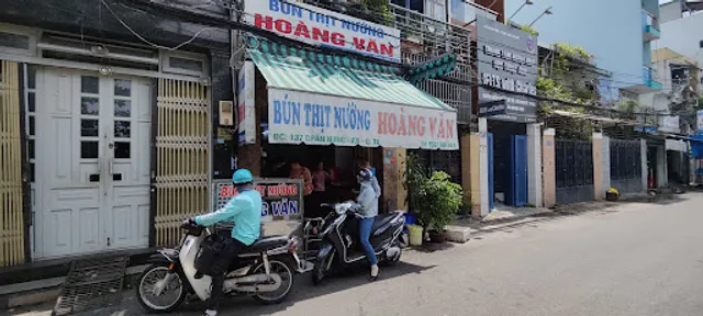 Bún thịt nướng Hoàng Văn