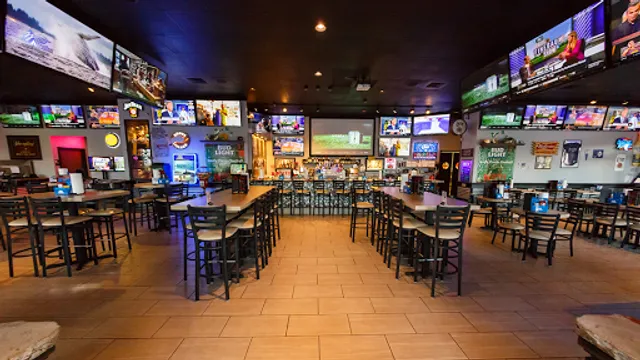North 30th Sports Pub & Grille USF