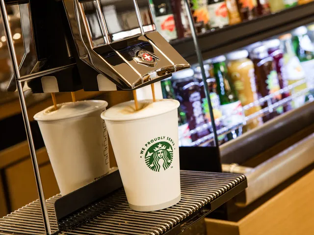 Starbucks Coffee Holiday Inn Antalya