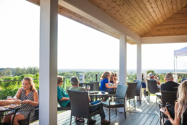 Rove Winery at the Gallagher Estate