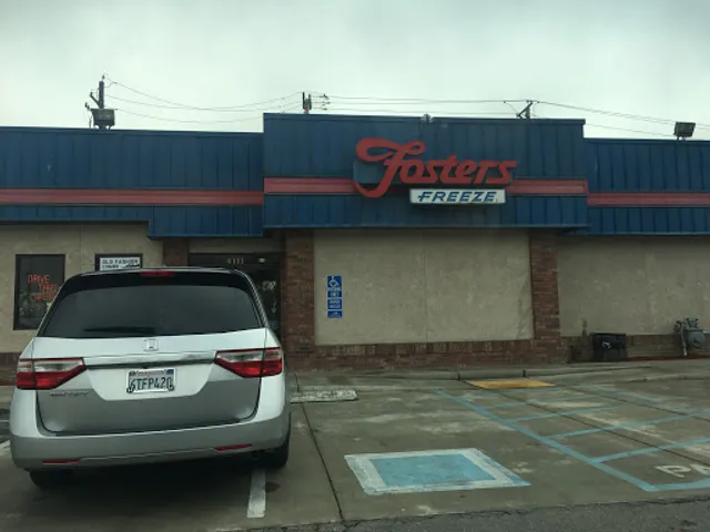 Fosters Freeze