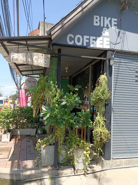 Top Tube Bike & Cafe